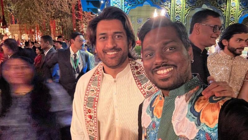 MS Dhoni hugged and wished Atlee for Jawan success in Anant ambani pre wedding gan