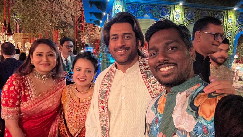 MS Dhoni hugged and wished Atlee for Jawan success in Anant ambani pre wedding gan