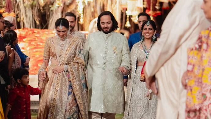 best photos from anant ambani radhika merchant pre wedding 