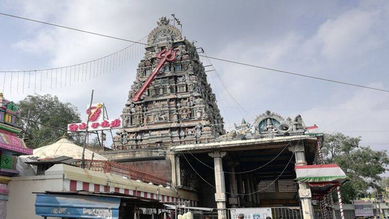 TN govt fact check team explains about thiruverkadu temple amman jewel theft priest smp