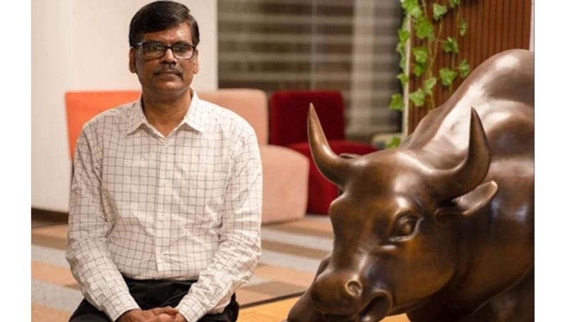 Insights from PR Sundar Finfluencer on Investing in Stocks Navigates Through Market Highs