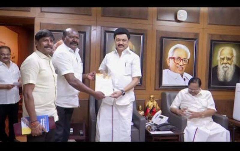 Ernavur Narayanan has expressed his support for the DMK alliance in the parliamentary elections KAK