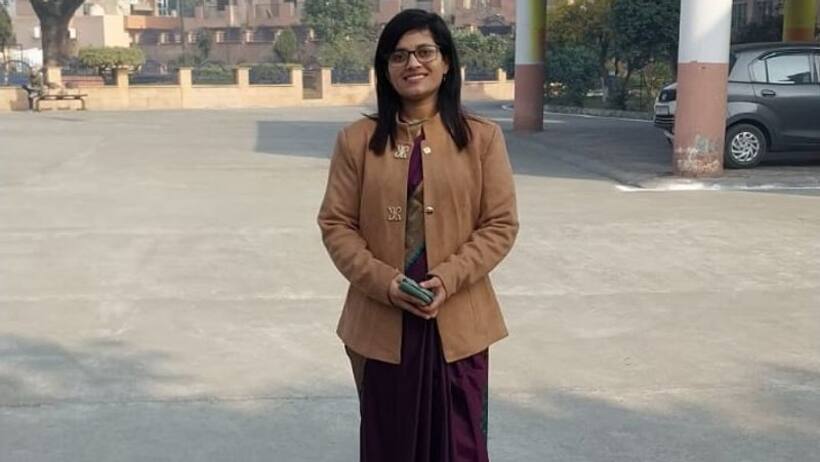 बुलंदियों पर किसान की बेटी: एक कमरे में रहता था परिवार, अभाव हेल्थ इशू बीच PCS क्रैक कर ऐसे बनी अफसर