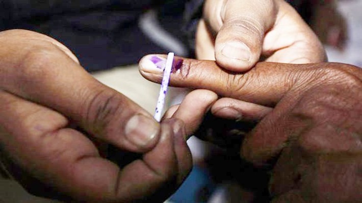 32 assembly constituencies across india to polling booth today