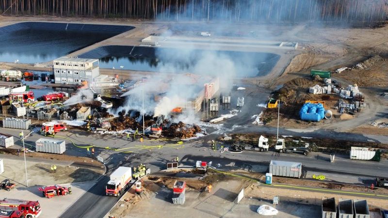 Tesla Germany Gigafactory halts work due to a fire broke out