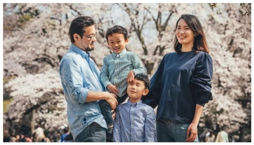 Japanese couples take legal action against government, Lawsuits emerge over controversial surname law