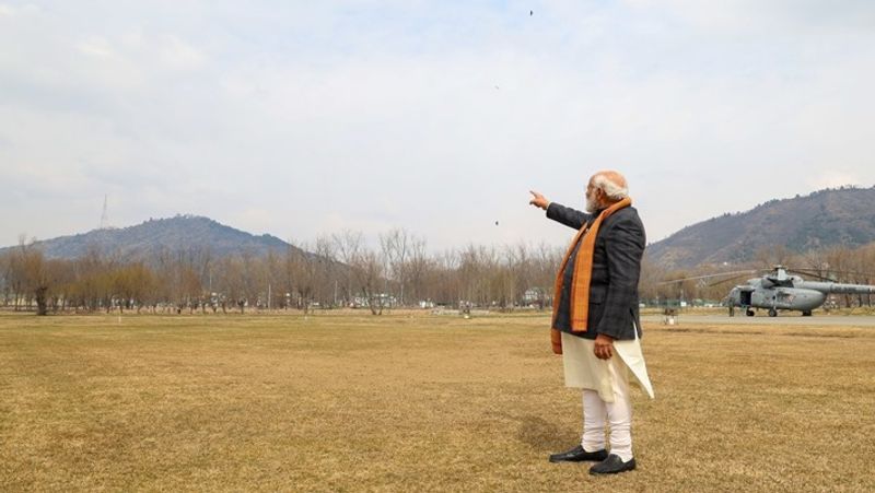 PM Modi participated in Viksit Bharat Viksit Jammu Kashmir programme smp