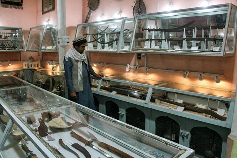 Taliban exhibits rocket launchers, bombs alongside artefacts in Afghanistan museum snt