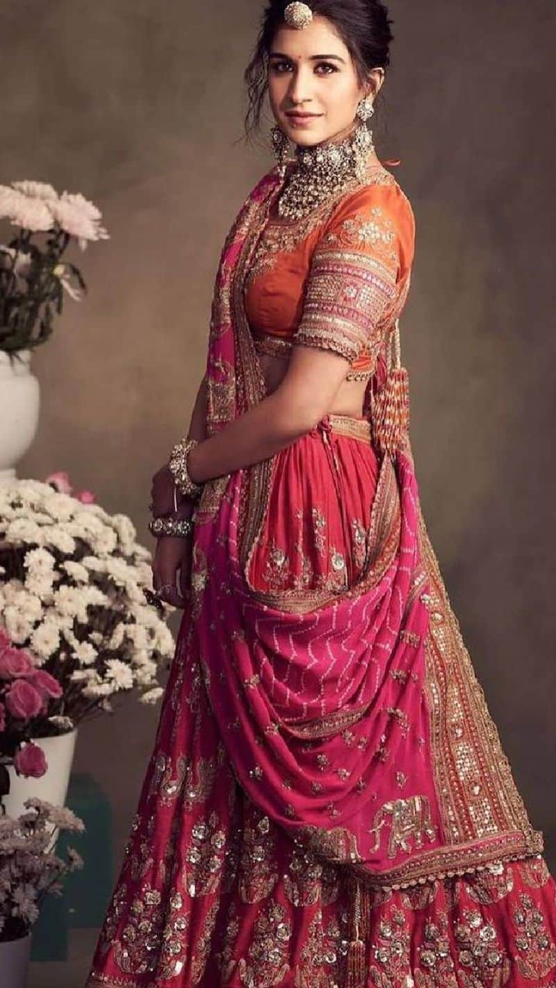  amant ambani pre wedding party daughter in law radhika merchant Gujarati look lehenga and choli family dinner at jamnagar  xbw