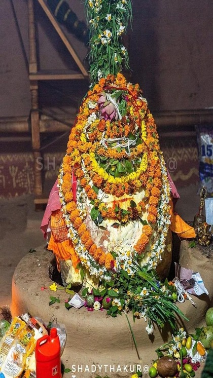 Mahashivratri: ऐसा मंदिर जहां हर 12 सालों में शिवलिंग पर गिरती बिजली