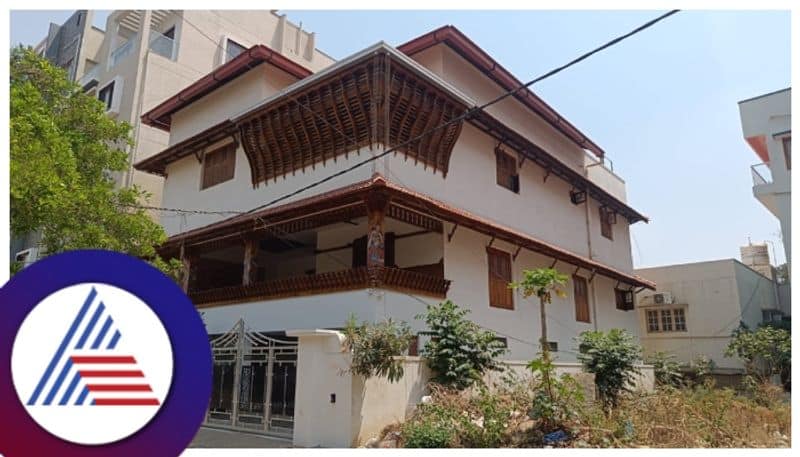 Two owners are Fighting same house at Vidyaranyapura  in Bengaluru gow