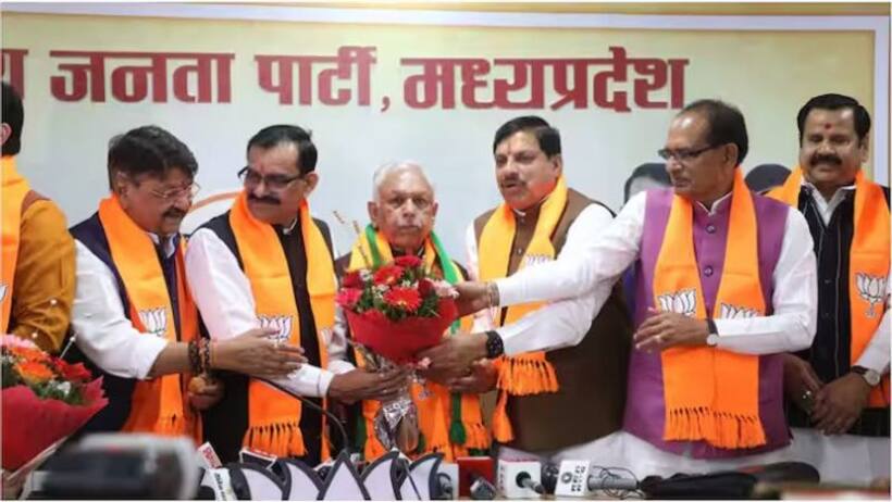 Lok Sabha Elections 2024: बीजेपी ने अब MP में कांग्रेस को दिया बड़ा झटका, कई दिग्गजों ने छोड़ा हाथ का साथ
