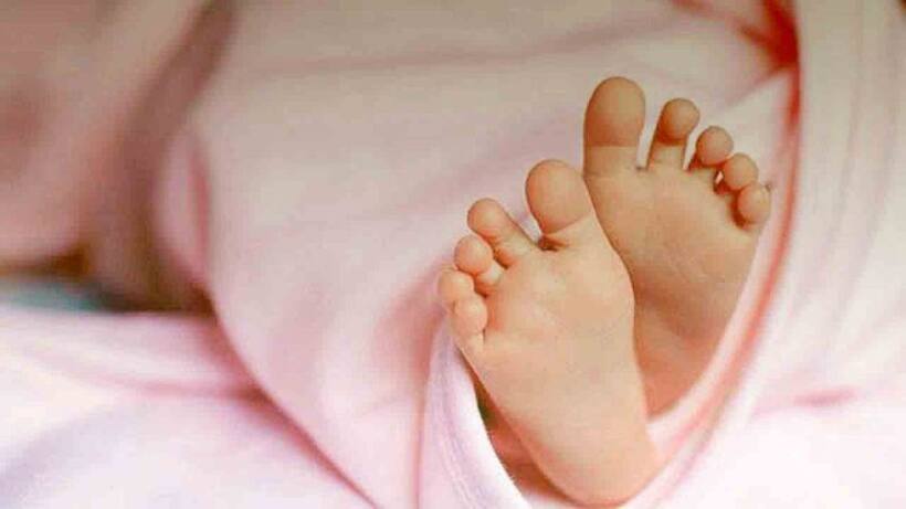 Rajasthan News: डाक्टरों ने लगाया मौत का इंजेक्शन, मां बाप की आंखों के सामने लाश बन गया 22 माह का बच्चा