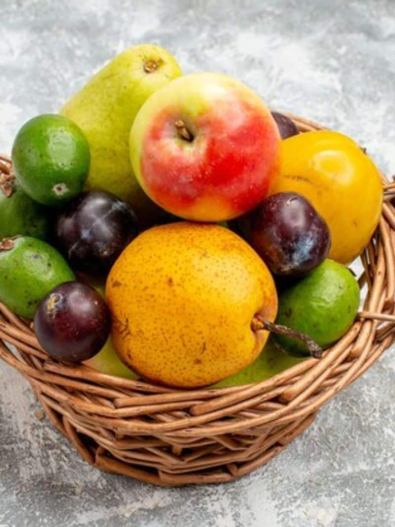 Fruits you should consume empty stomach for more benefits nti