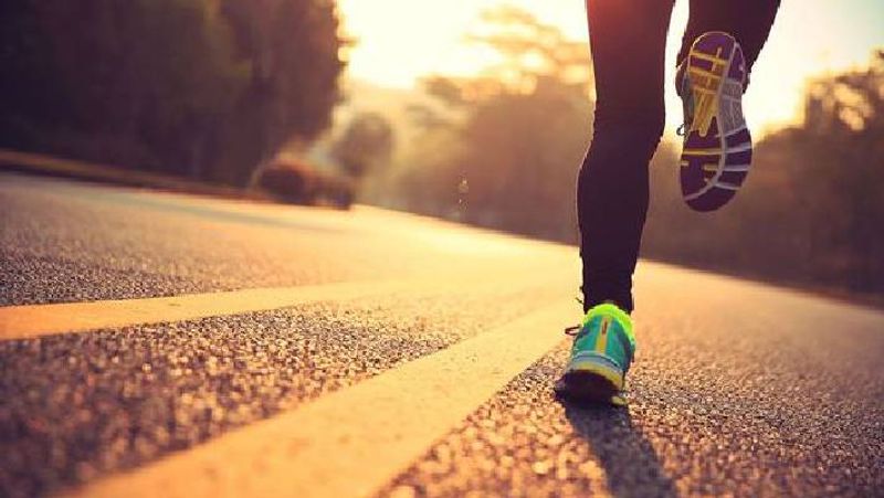 Walking vs Jogging Which Is Better For Weight Loss?