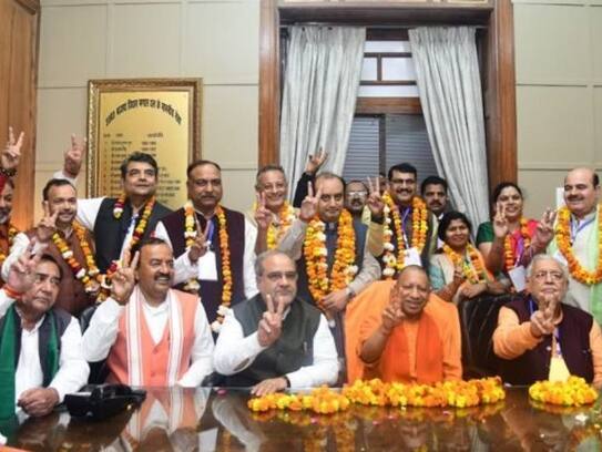 UP Legislative Council Elections  13 candidates filed nominations NDA 10 SP 3 Details of property in nomination SP candidate Guddu Jamali richest XSMN
