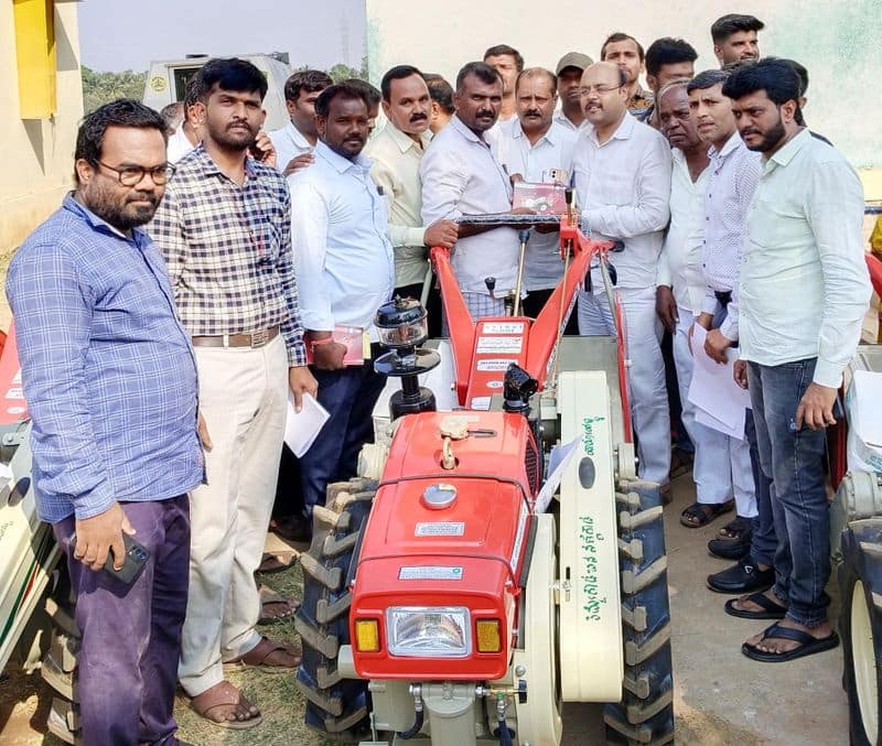 Instruction to increase income by using machinery: Dr. Yatindra snr