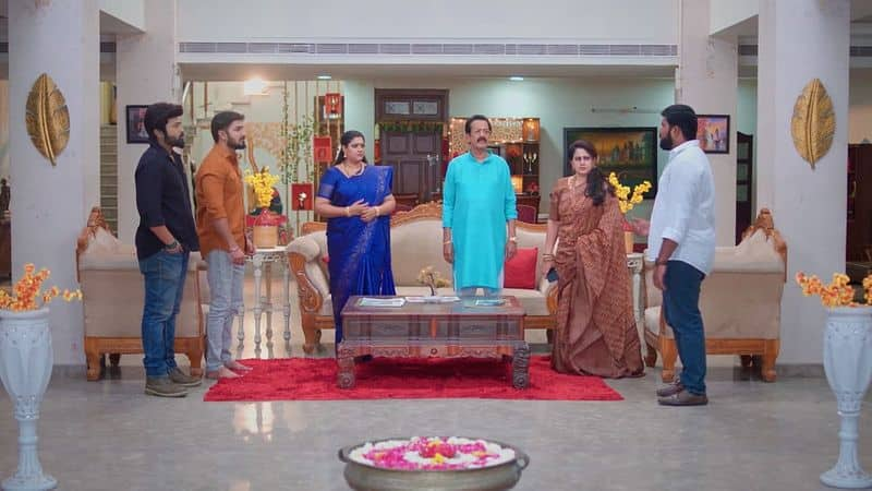 Karthigai deepam serial March 13 today episode gan