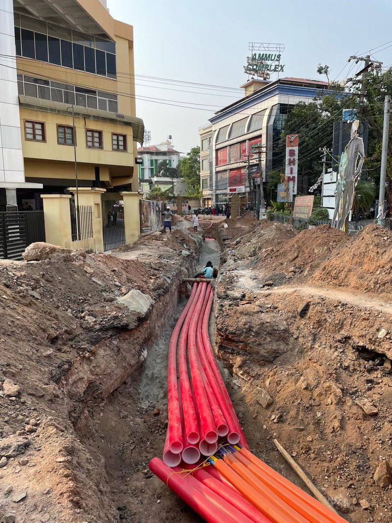 Passengers please note rods in Trivandrum city like Guna caves due to smart city works - pictures 