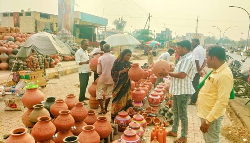 Heavy Demand for Pot Due Increased Temperature at Athani in Belagavi grg