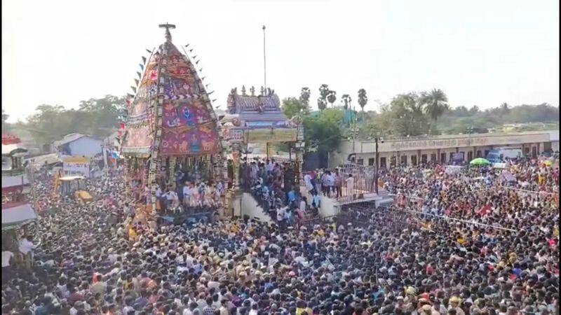 melmalayanur angalamman temple car festival held well at villupuram district vel