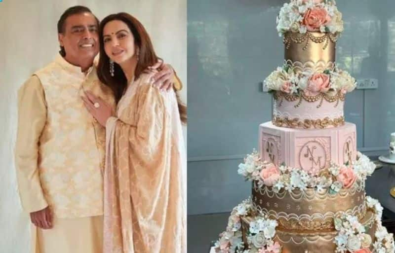 Mukesh Ambani And Nita Ambani Cut A 6 Tiered Golden Cake On Their 39th Wedding Anniversary Vin