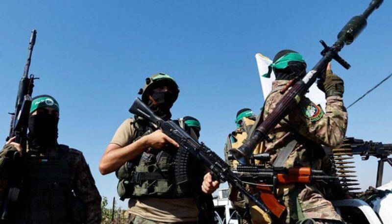 Hamas presents ceasefire proposal; Hostage and prisoner exchange details revealed avv