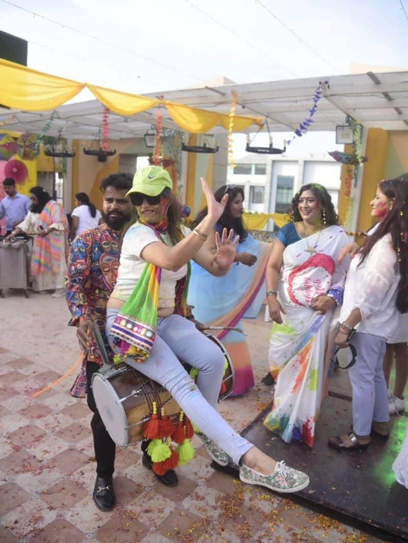 pre holi party in lucknow zkamn