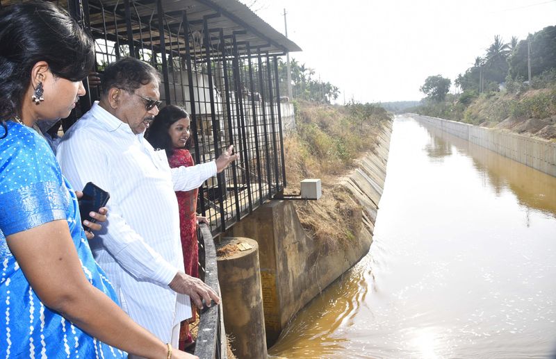 2 TMC water from Goruru reservoir to Bugudanahalli lake snr