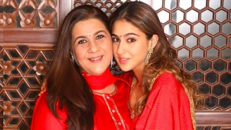 Sara Ali Khan talks about a Single mother Amrita Singh who raised two children alone after her divorce with Saif ali khan akb