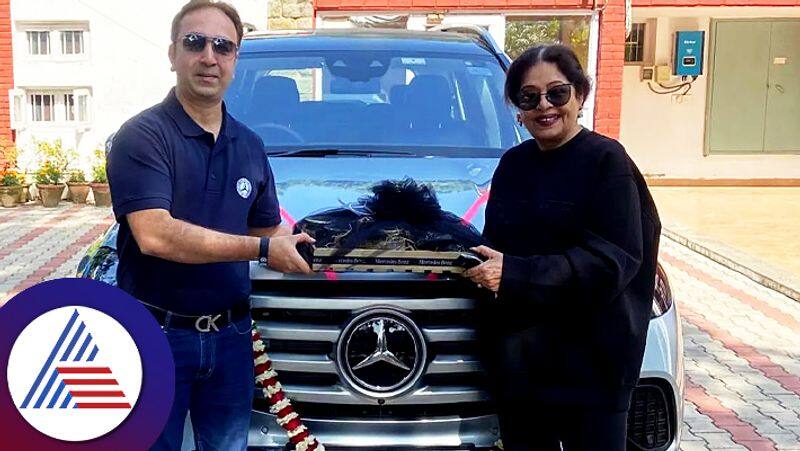 Bollywood Actor Kirron Kher buys mercedes benz glc SUV car with price tag RS 1 32 crore ckm