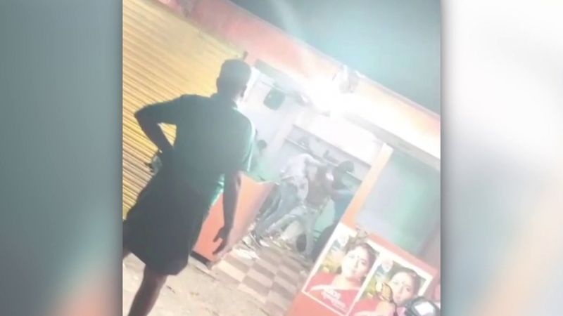 dispute over an omelet led to the destruction of a dosha shop in Kollam 