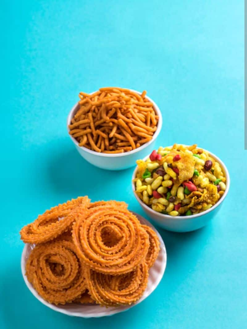 Must try these classical Gujarati snacks nit