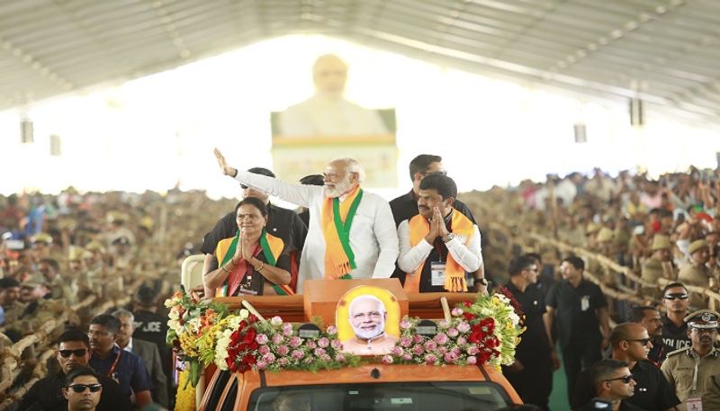 PM Narendra Modi slams Congress grg 