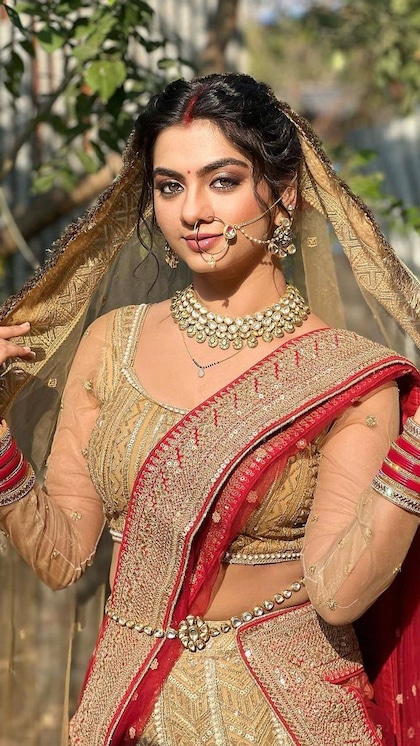 <p>Yeh Rishta Kya Kehlata Hai की न्यू लीड होगी ये एक्ट्रेस, 'रूही' को किया रिप्लेस प्रतीक्षा होनमुखे रिप्लेस हो चुकी हैं। उनकी जगह अब एक्ट्रेस गर्विता साधवानी नज़र आएंगी। <br />
 </p>
