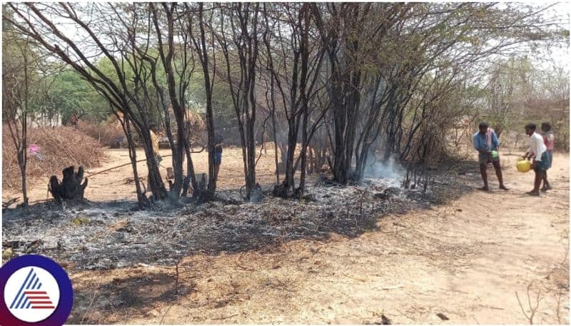 Chitradurga mother and two children were burnt alive in Challakere farmland sat