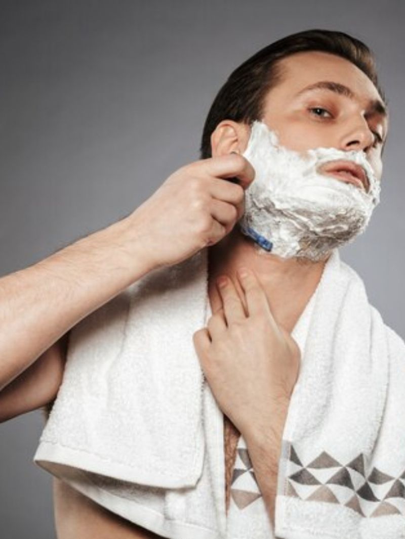 Tips and tricks to reduce irritation after shaving
