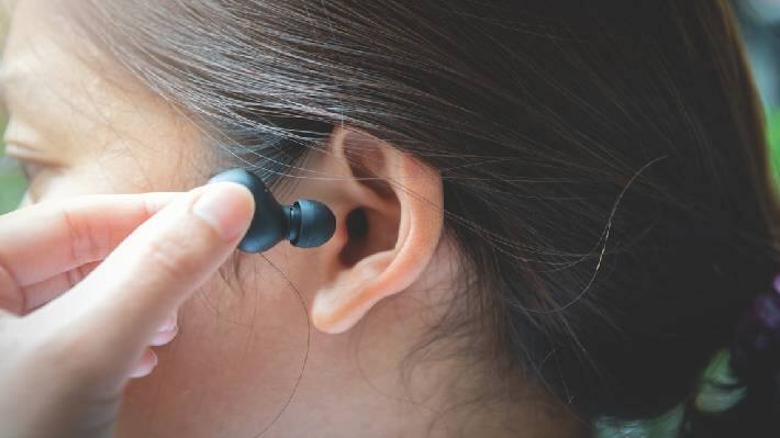earbuds