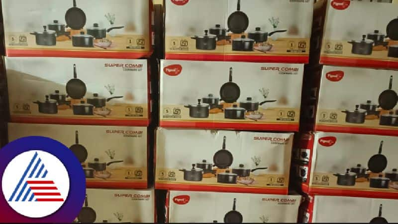 Election flying squad operation Cooker dinner set found in Magadi Congress leader's house rav