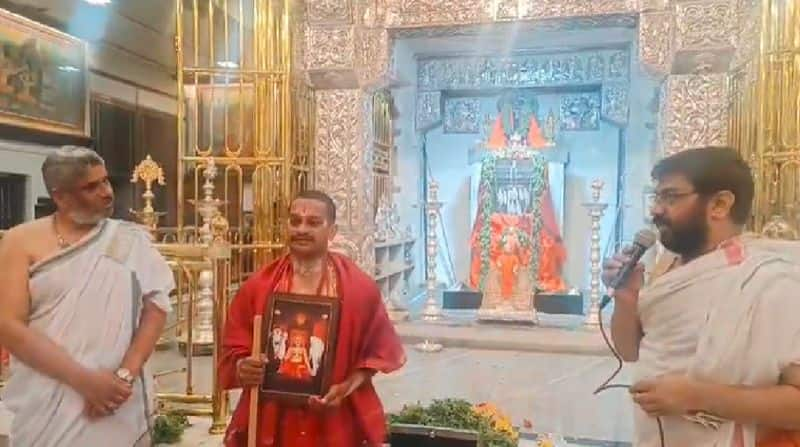 Shree Raghavendra Swami fulfilled the devotees prayer at jayanagar 5th block rav