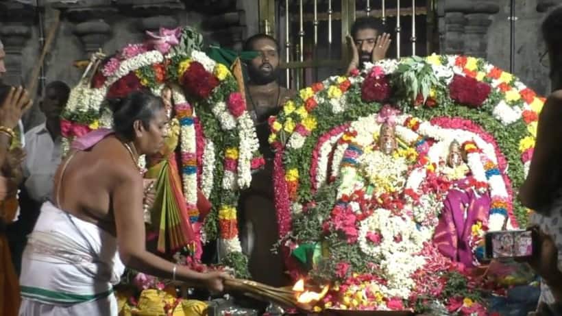 மதுரை மீனாட்சி திருக்கல்யாணம் 2025: தாலி கயிறு மாற்ற நல்ல நேரம் இதுதான்!