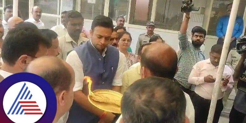 Lok sabha election 2024  BJP candidate Yaduveer Wodeyar has started campaigning from today at kodagu rav