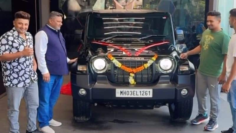 Anand Mahindra has gifted Thar to Indian Player Sarfaraz Khans father due to his performance in Test Series against England rsk