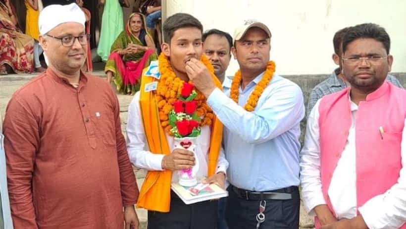 Bihar Board 12th Topper: सीवान के मृत्युंजय कुमार साइंस टॉपर, पिता चलाते हैं कॉस्मेटिक शॉप, कैसे मिला मुकाम