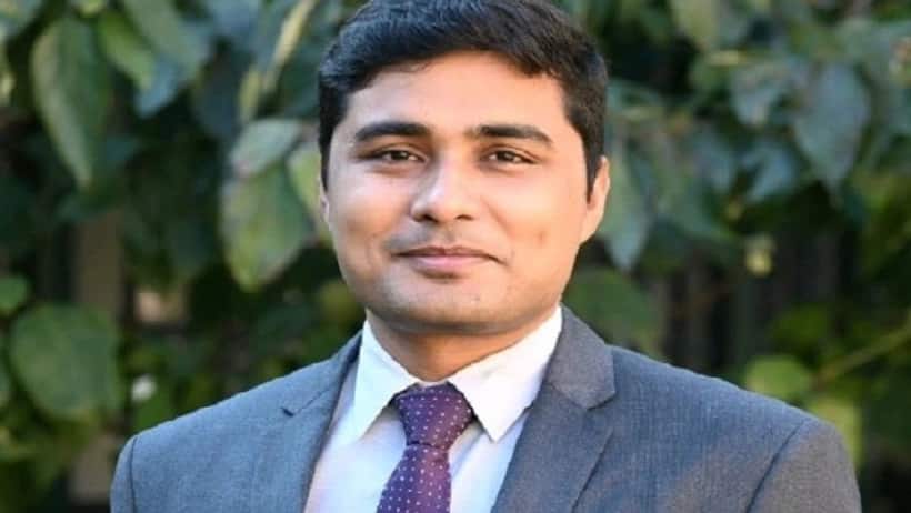 चोट लगी तो IAF ट्रेनिंग छोड़ घर लौटें, ट्यूशन कॅरियर कंसल्टेंसी देते बन गए IAS, अब एजूकेशन से बदल रहे तस्‍वीर 
