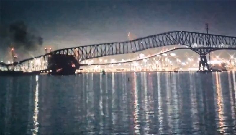 Francis Scott Key Bridge in Baltimore collapses after large boat collision; dramatic videos go viral (WATCH) snt