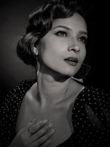 <p> </p>

<p>फिल्म में अंकिता लोखंडे ने सावरकर की पत्नी यमुनाबाई का रोल किया है। उनके अभिनय की तारीफ भी हो रही है। </p>

<p><br />
 </p>
