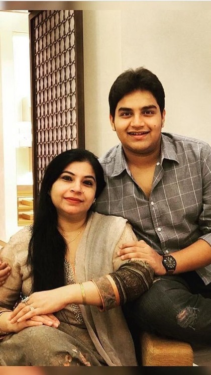 <p>एक दिन मुख्तार ने उस लड़की से सवाल आखिर तुम यहां क्यों आती हो तो उसने जवाब दिया मैं तुम्हें पसंद करती हूं। ये कोई और नहीं बल्कि अफशां अंसारी थी।</p>

