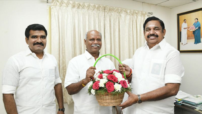 BJP SC wing state secretary thada periyasamy joins aiadmk...Annamalai Shock tvk