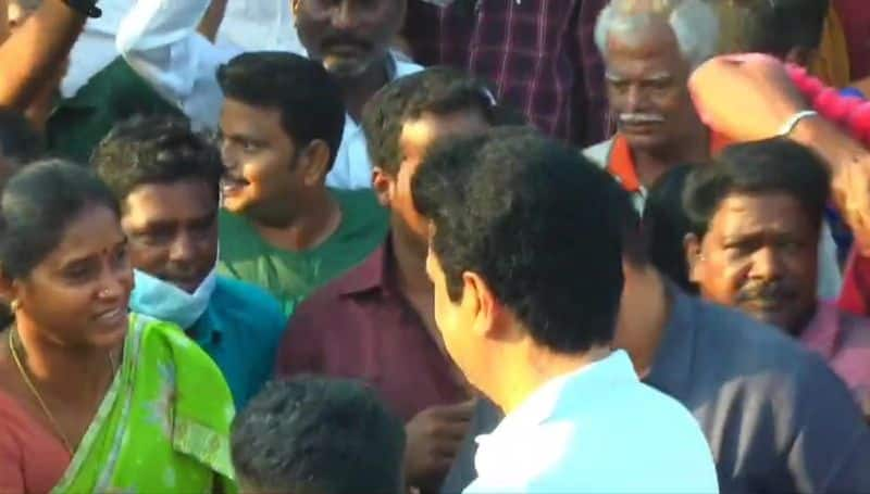 A woman had an argument with Chief Minister Stalin over MAGALIR URIMAI THOGAI in Erode KAK